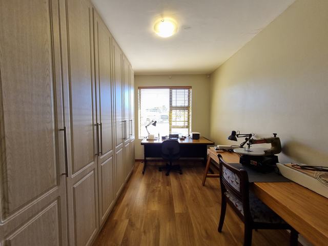 5 Bedroom Property for Sale in Wolseley Western Cape